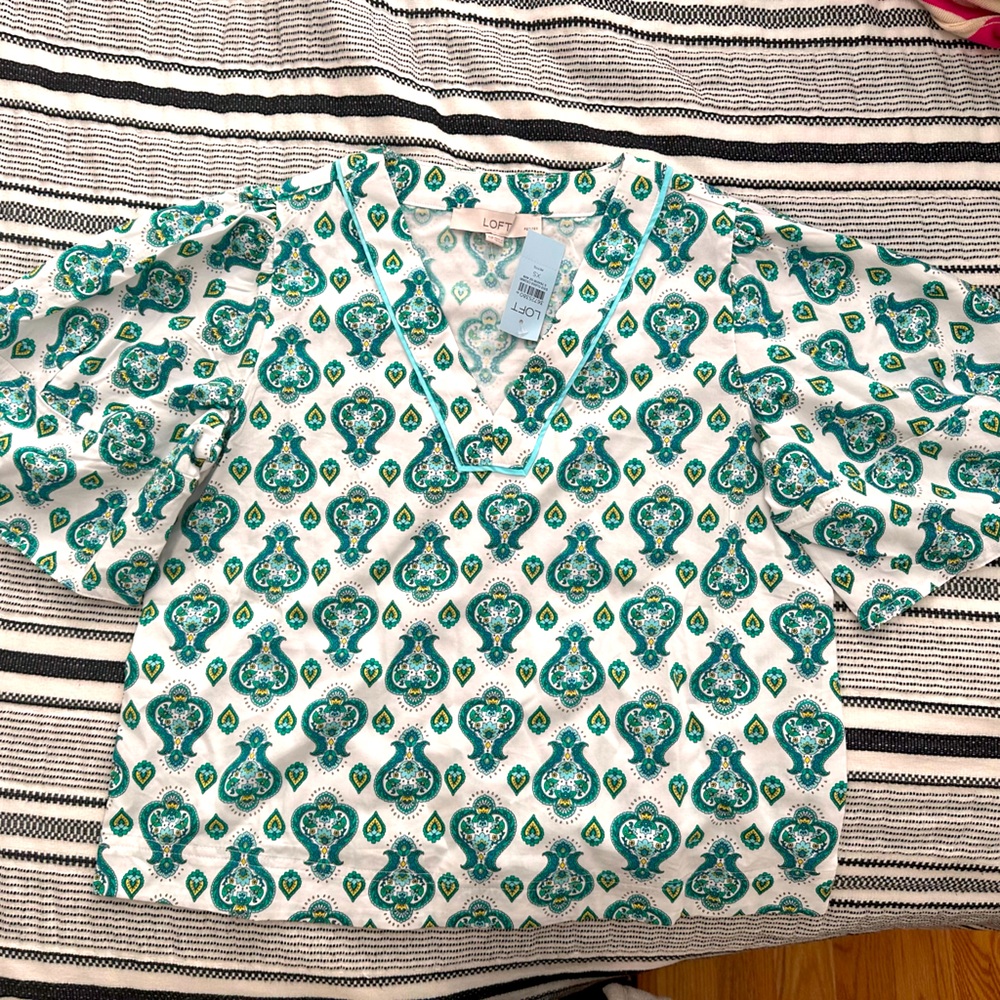 Green and White Patterned Top